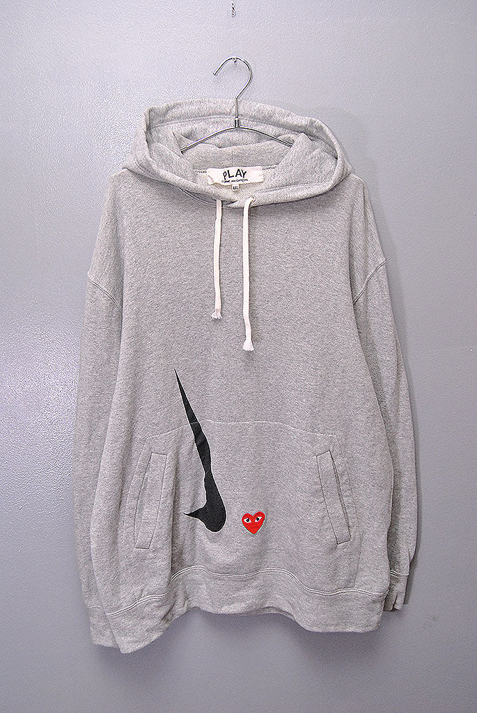 PLAY COMME des GARCONS × NIKE Pullover Hoodie