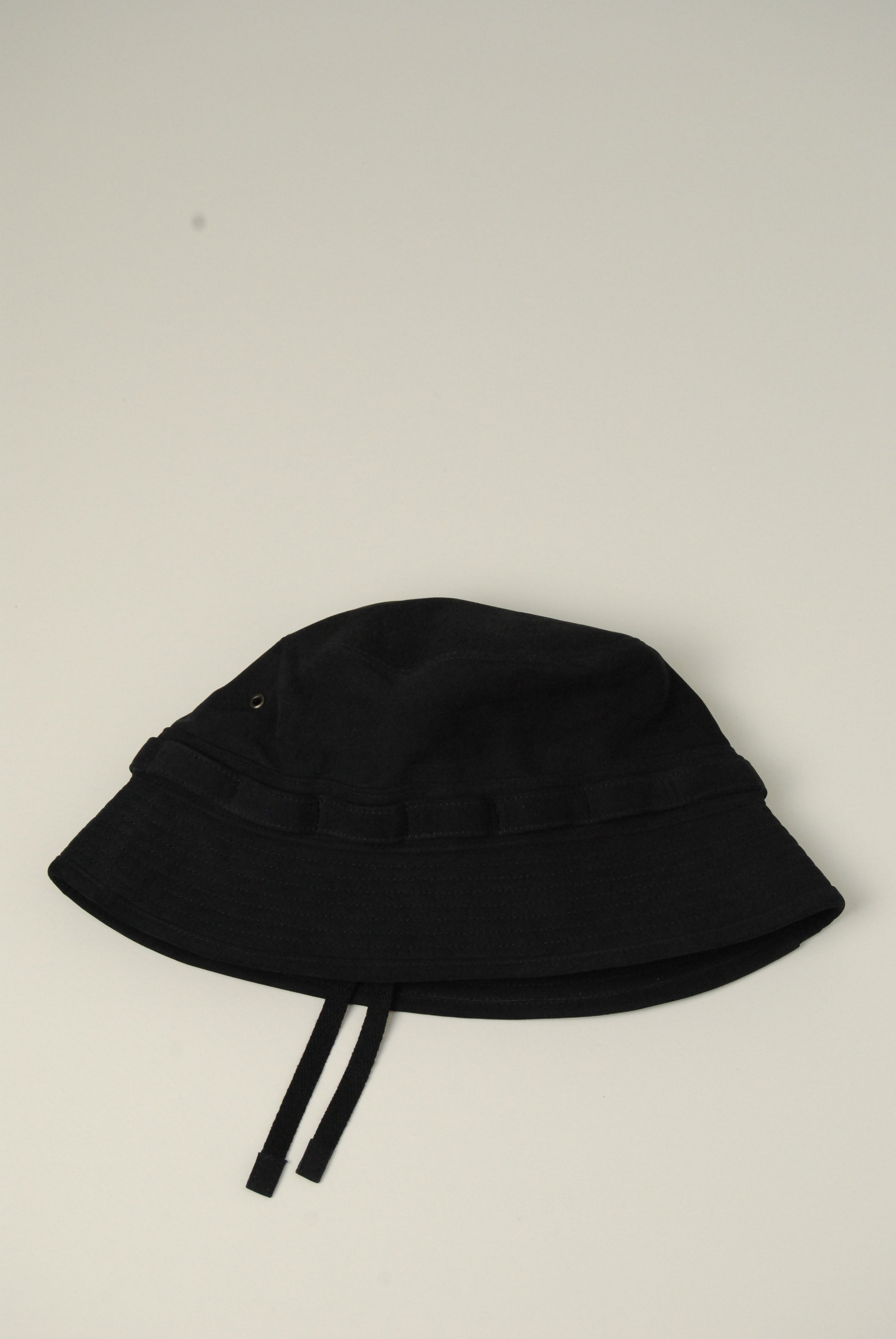 CCU LEATHER NUBUCK HAT