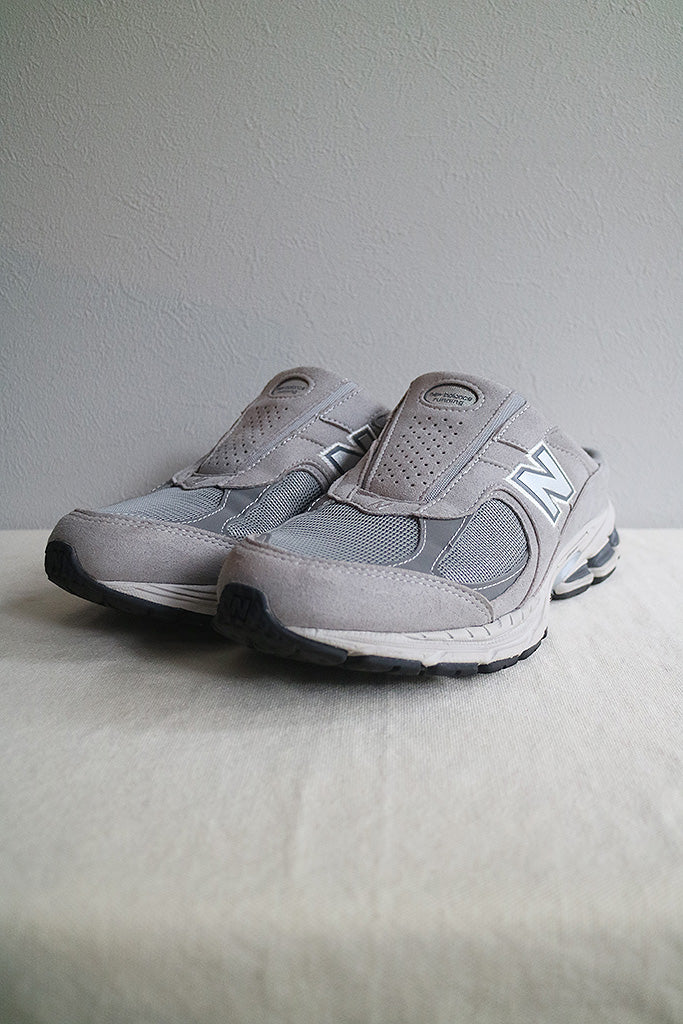 New Balance 2002R Mule 
