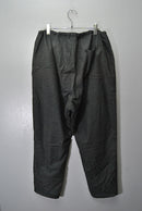 COMOLI コットンネル テーパードパンツ