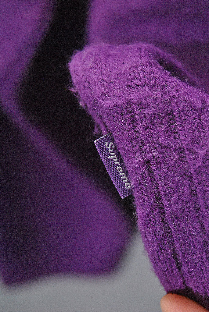 Supreme PILLED SWEATER