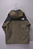 THE NORTH FACE Mountain Light Jacket