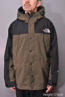 THE NORTH FACE Mountain Light Jacket