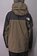 THE NORTH FACE Mountain Light Jacket