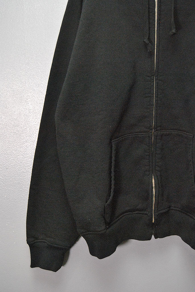 COMOLI コットン吊裏毛ジップパーカ