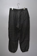 COMOLI リネンドローストリングパンツ