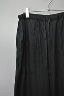 COMOLI シルクネル ドローストリングパンツ