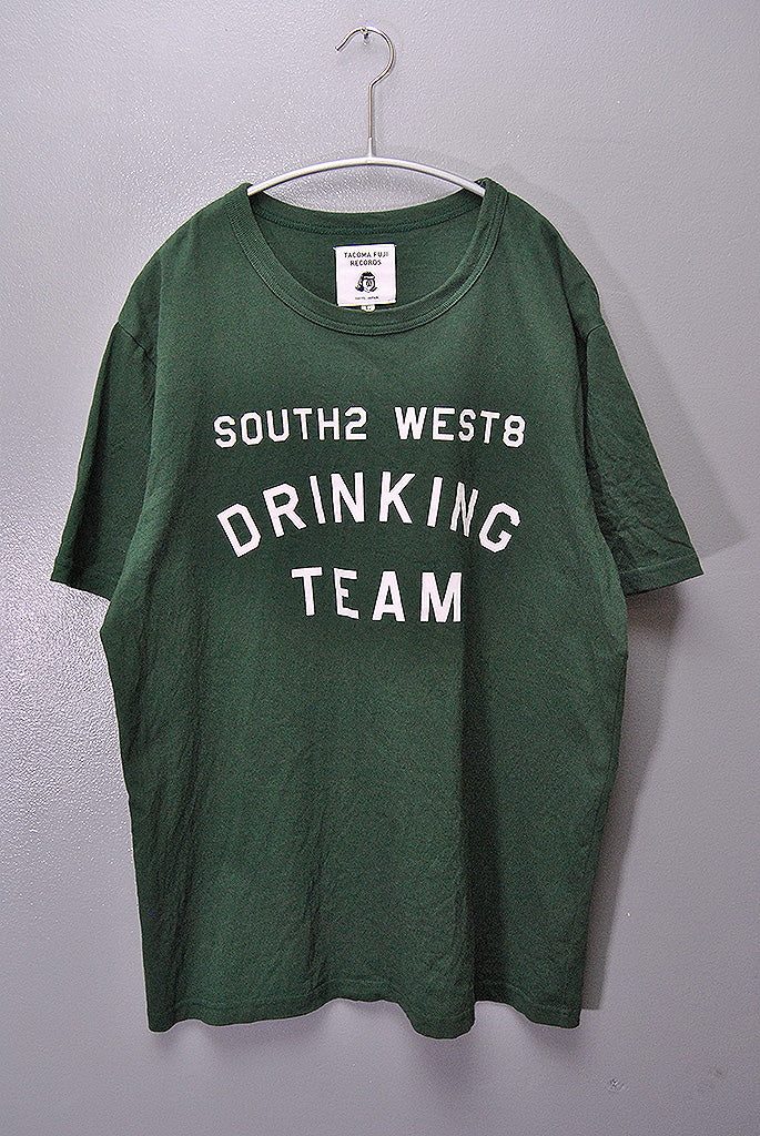 TACOMA FUJI RECORDS × South2 West8 "DRINKING TEAM" T-SHIRT