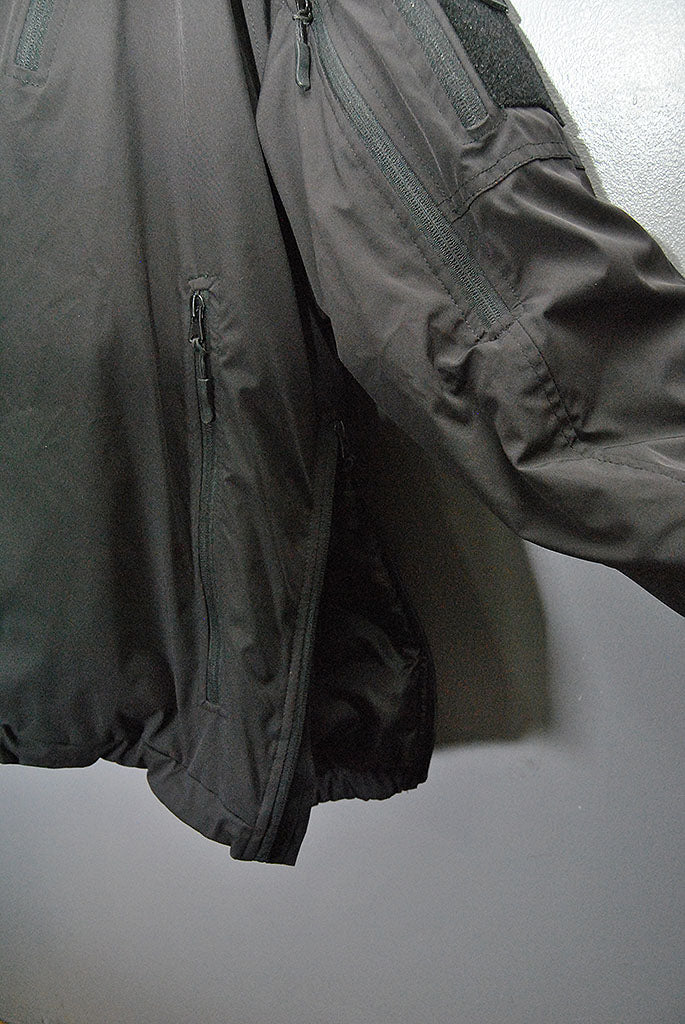 Abu garcia × is-ness CLOUD PADDING JACKET