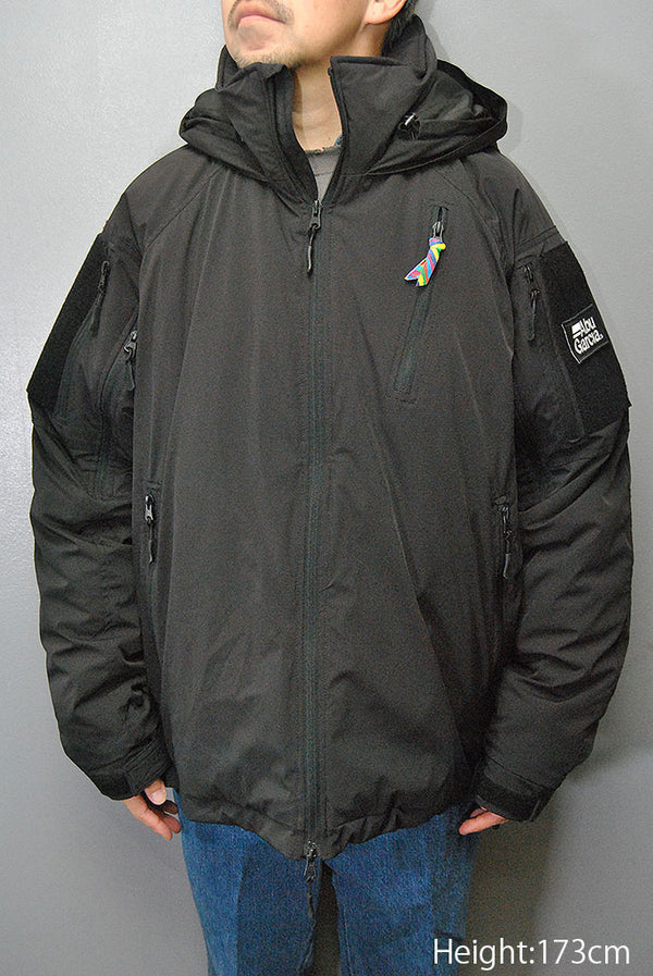 Abu garcia × is-ness CLOUD PADDING JACKET