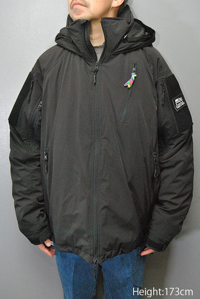 Abu garcia × is-ness CLOUD PADDING JACKET