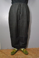 COMOLI リネンドローストリングパンツ