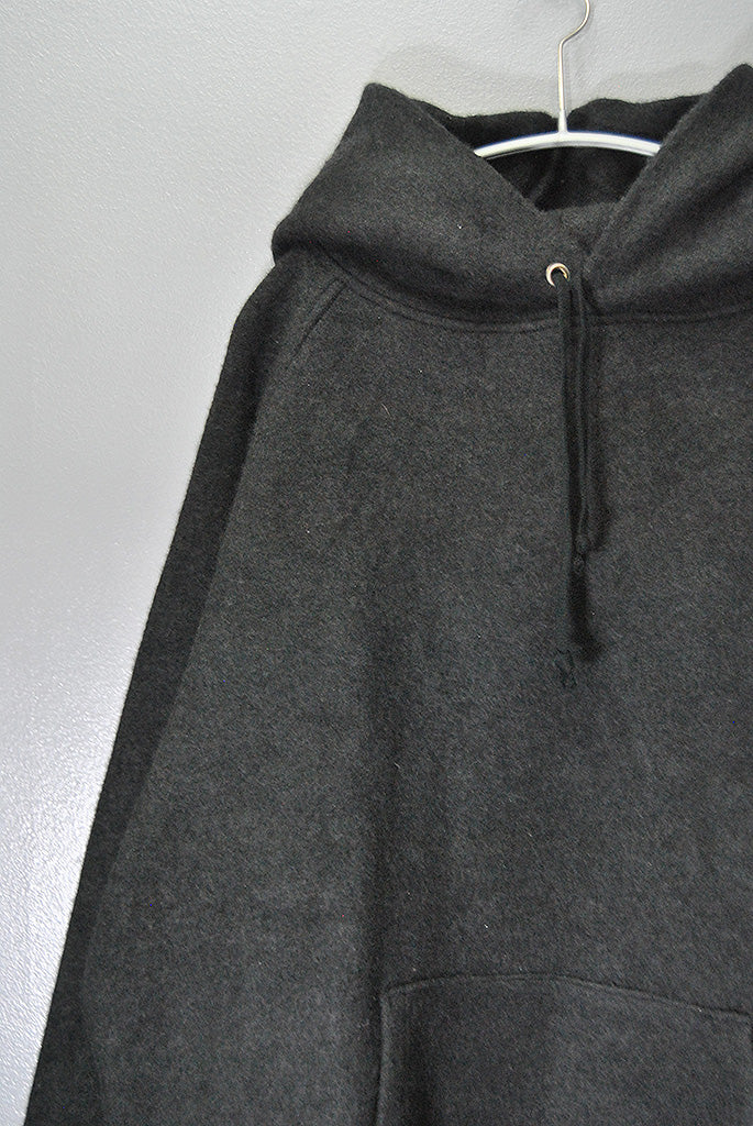 COMOLI ウールフェルトパーカ