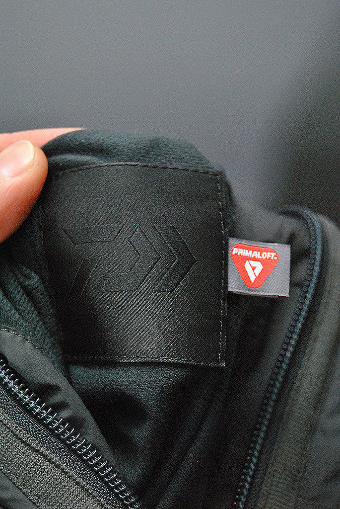 DAIWA PIER39 TECH REVERSIBLE CLIMBERS PUFF VEST