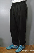 COMOLI 空紡オックス ドローストリングパンツ