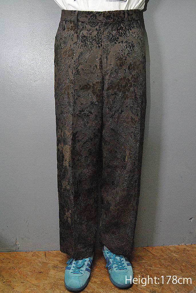 Sasquatchfabrix. FLOWER VELVET WIDE SILHOUETTE SLACKS