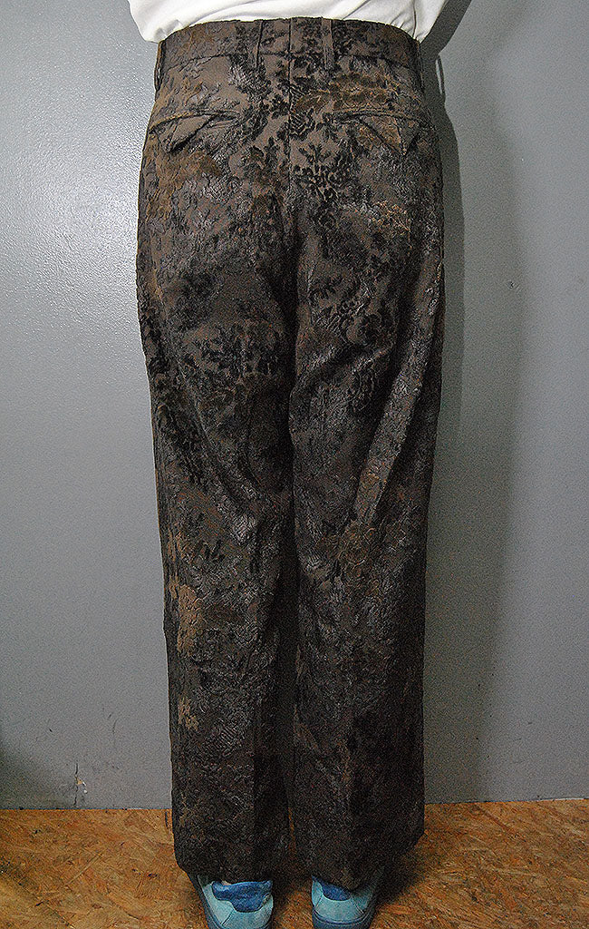 Sasquatchfabrix. FLOWER VELVET WIDE SILHOUETTE SLACKS