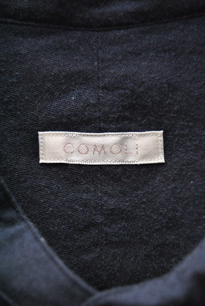 COMOLI バンドカラーシャツ