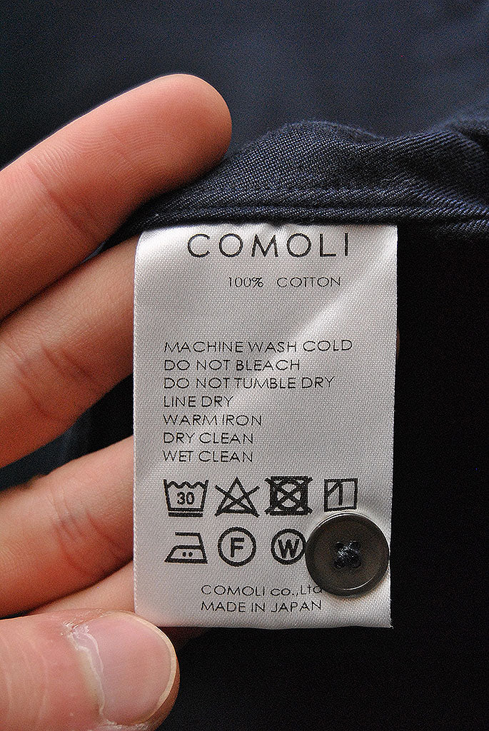 COMOLI バンドカラーシャツ