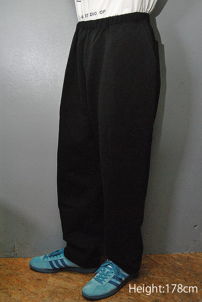 COMOLI コットン裏毛パンツ