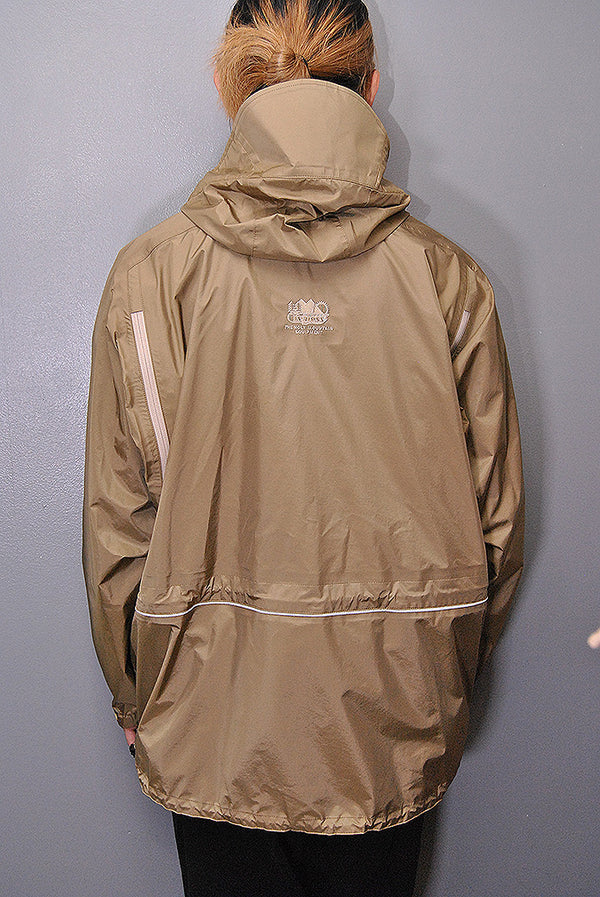 is-ness 3-LAYER TRANSFORMABLE JACKET