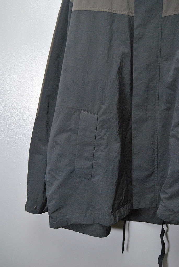 stein OVERSIZED NYLON RAIN JACKET