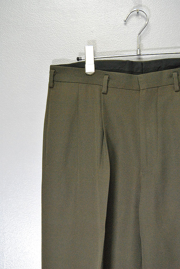 HEUGN GEORGE / OLIVE