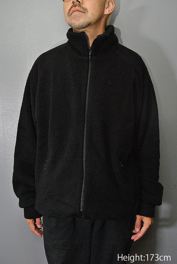 古着コーデ販売@one &only ladies styling sample tops. holed zip up jacket pants. 1990s