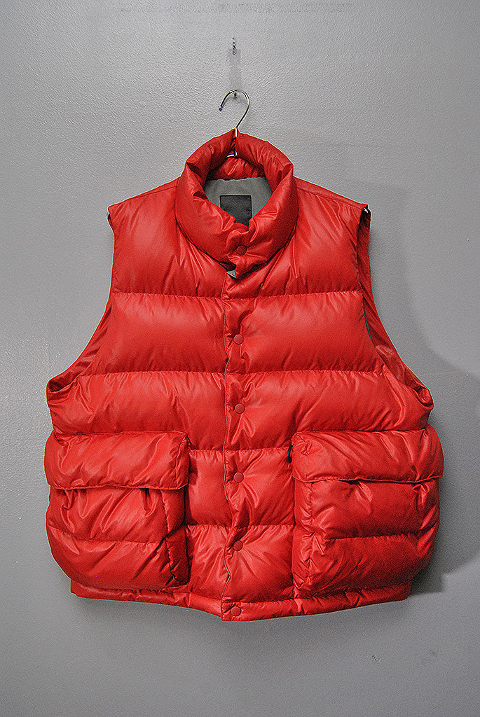 DAIWA PIER39 TECH BACK PACKER DOWN VEST