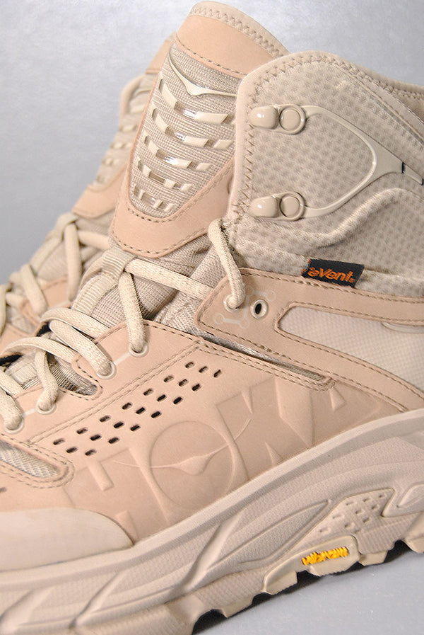 HOKAONEONE TOR ULTRA HI WP ベージュ 26cm TOR ULTRA HI 2 WP BEIGE - HOKA (ホカ) - シューズ BEIGE