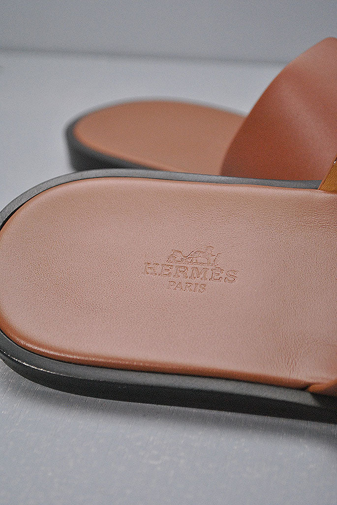 HERMES イズミール