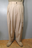 is-ness TUCK TROUSERS