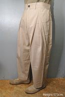 is-ness TUCK TROUSERS