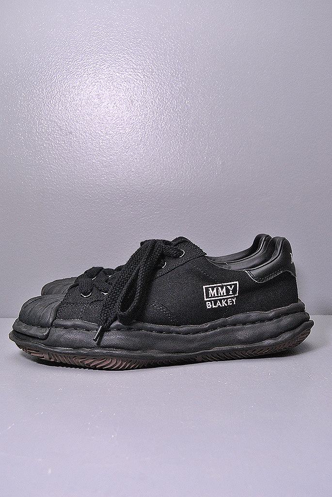 Maison MIHARA YASUHIRO BLAKEY OG Sole Canvas Low-top Sneaker