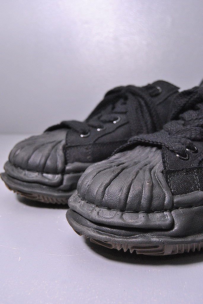Maison MIHARA YASUHIRO BLAKEY OG Sole Canvas Low-top Sneaker