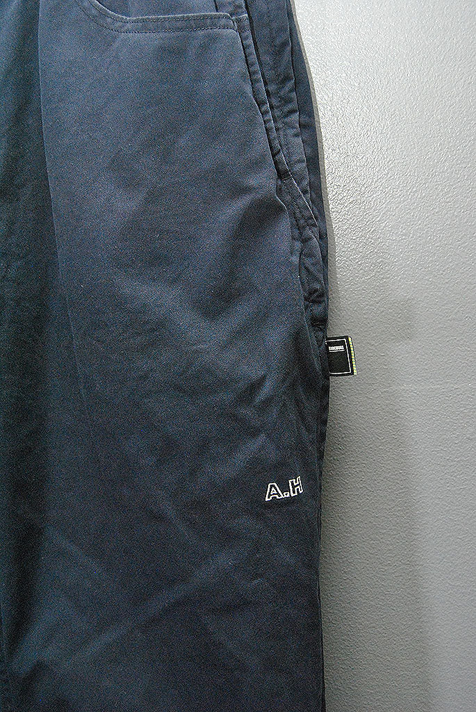BROCHURE 1P BIG CHINO PANTS A.H