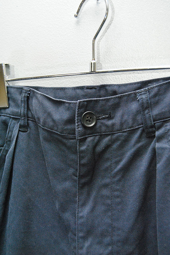 BROCHURE 1P BIG CHINO PANTS A.H