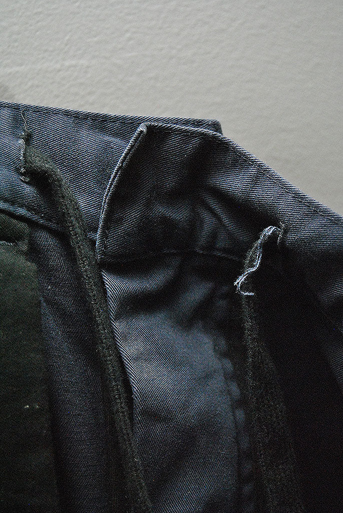 BROCHURE 1P BIG CHINO PANTS A.H