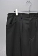 FARAH Two-tuck Wide Tapered Pants