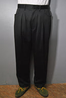 FARAH Two-tuck Wide Tapered Pants