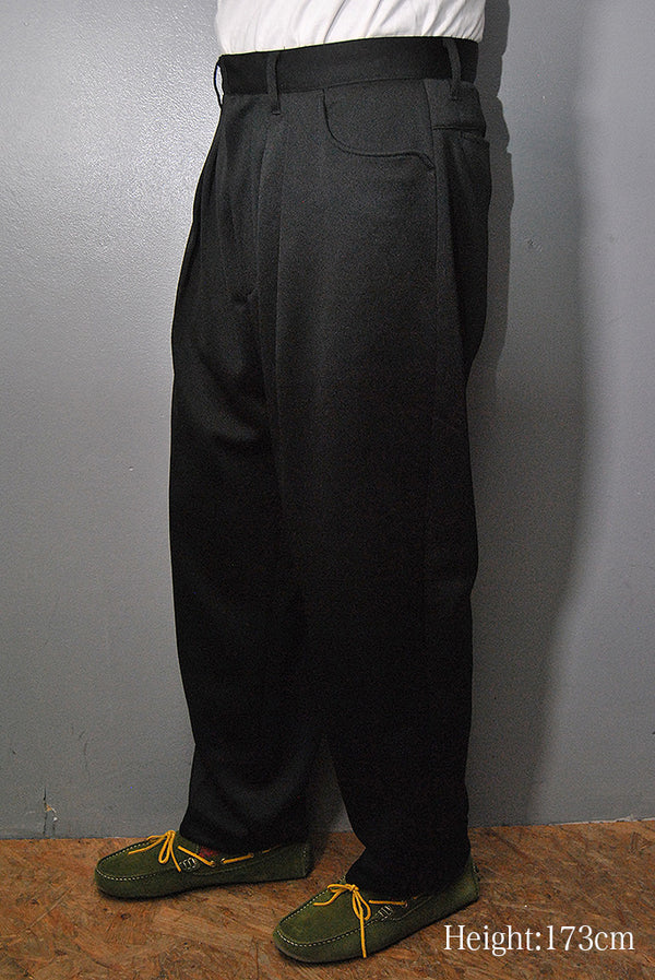 パンツ FARAH Two-tuck Wide Tapered Pants FARAH / Two Tuck Wide Tapered Pants (Cotton Drill-Navy) | twelve