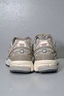 N.HOOLYWOOD × INVINCIBLE®︎ × New Balance M1906U