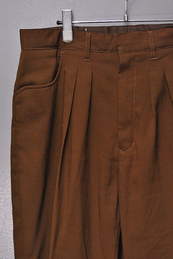 FARAH Two-tuck Wide Tapered Pants