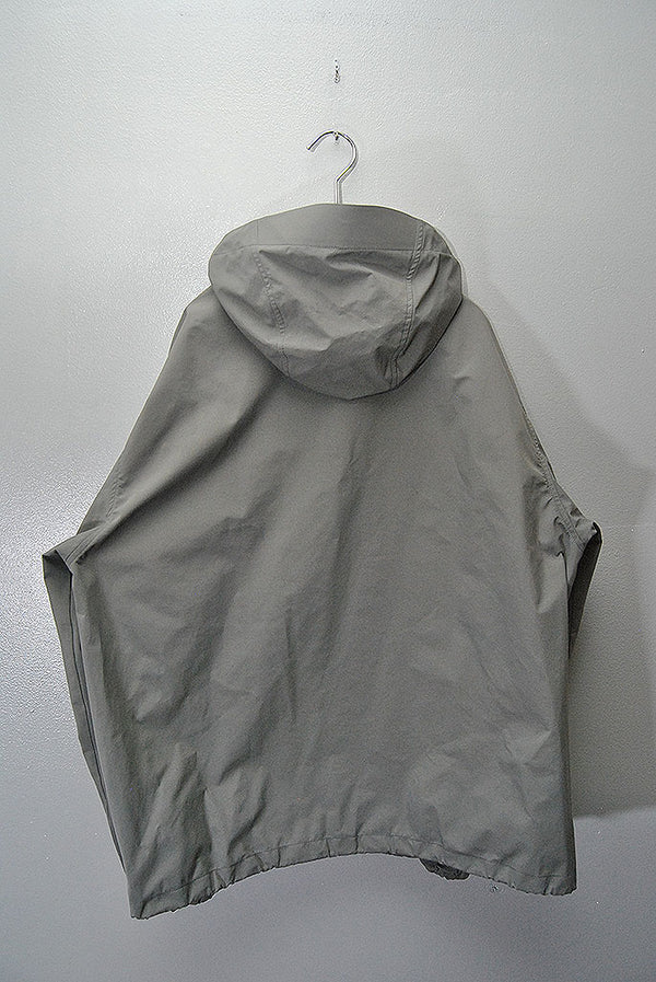 WAKE. × ES.1 NYLON PARKA