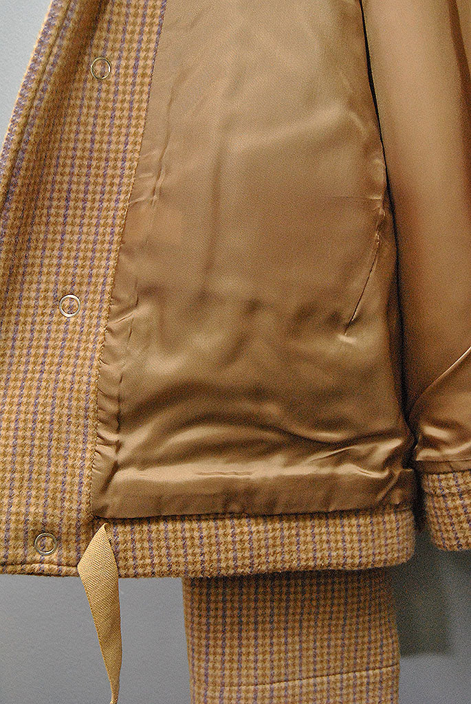 WELLDER COACH JACKET - BEIGE/PURPLE