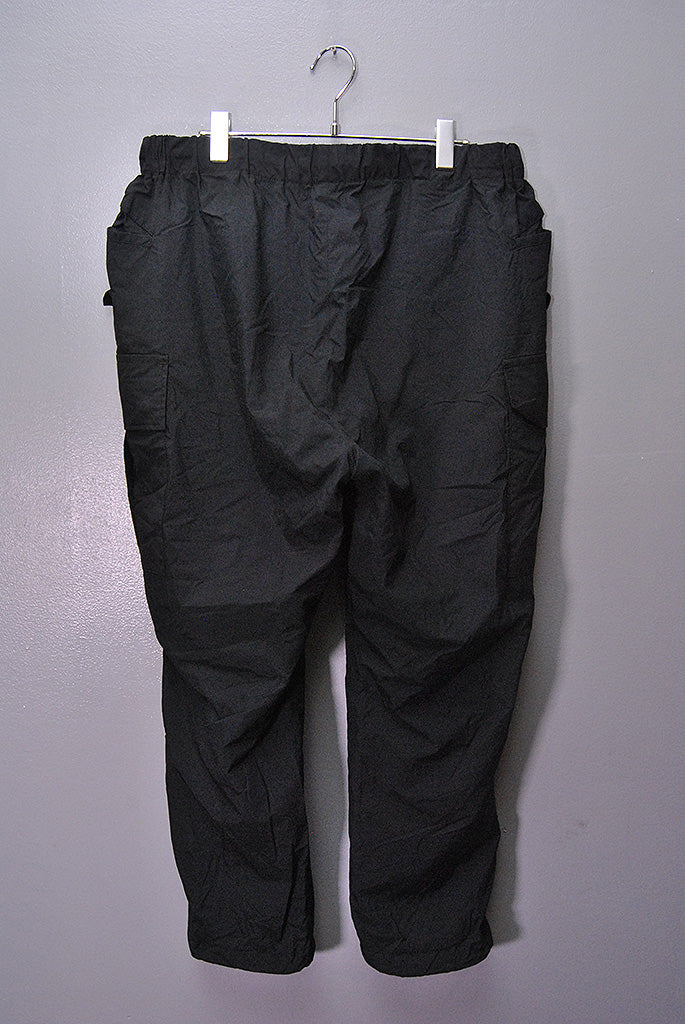 S.F.C WIDE TAPERED NYLON EASY PANTS CARGO POCKET
