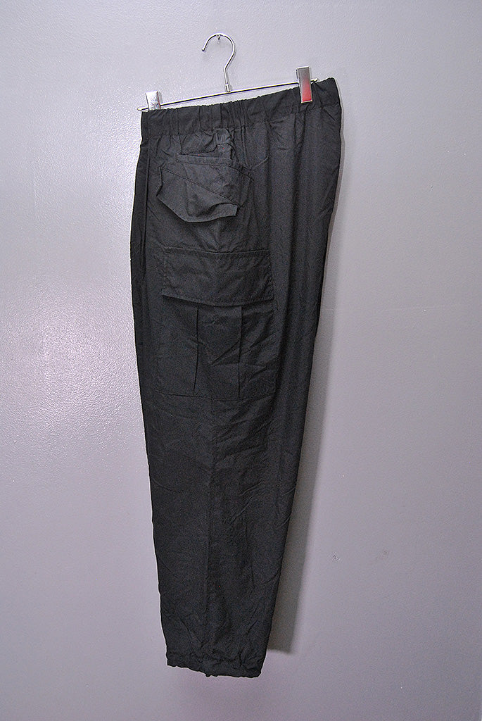 S.F.C WIDE TAPERED NYLON EASY PANTS CARGO POCKET