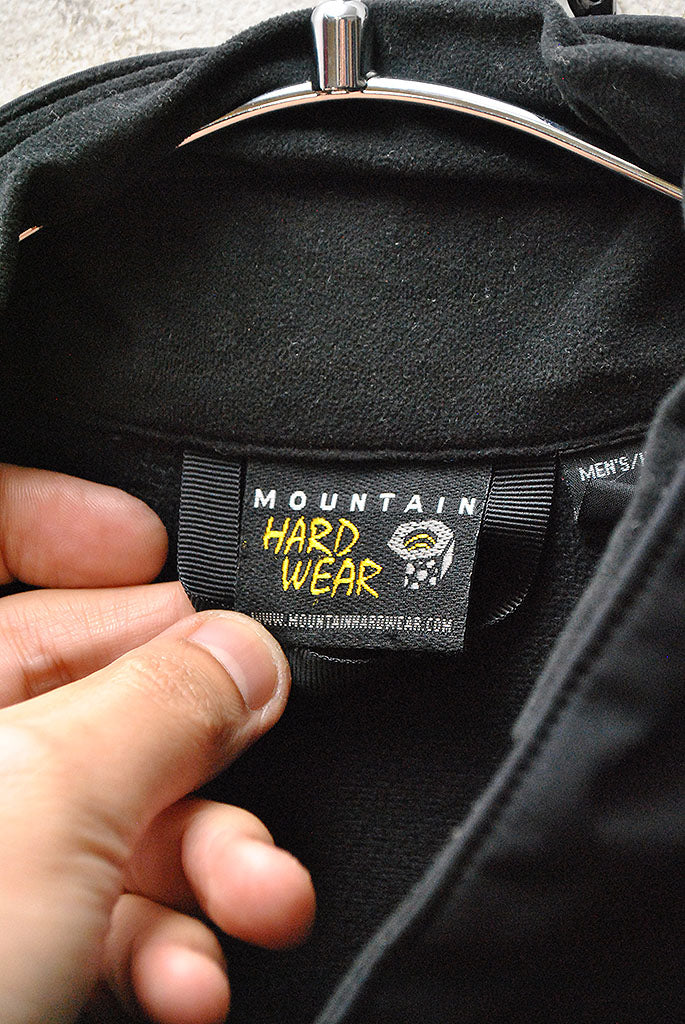 MOUNTAIN HARDWEAR Conduit Softshell Jacket　