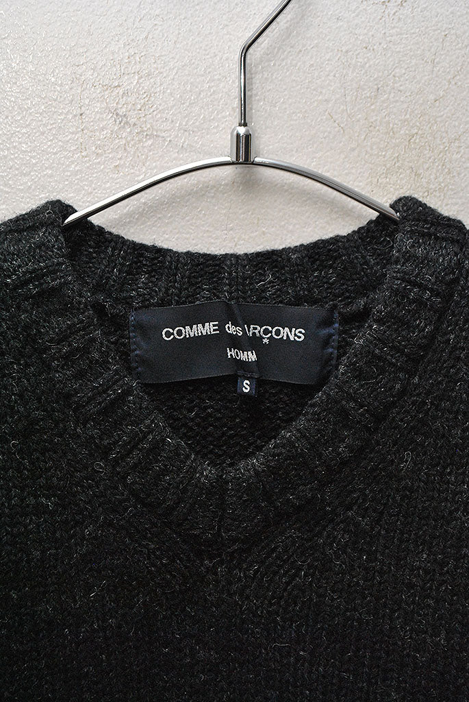 COMME des GARCONS HOMME Vネックニット