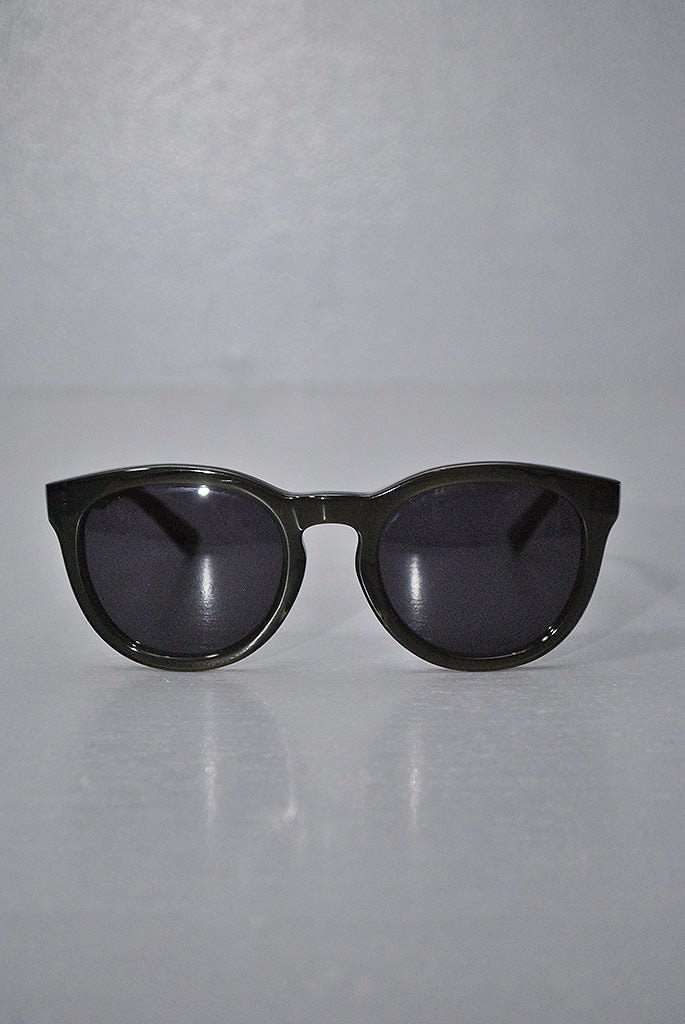 nonnative DWELLER SUNGLASSES by KANEKO OPTICAL